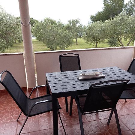 Vacation Home Katarina 宁 外观 照片